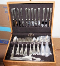 Sale Image for Large Public Auction