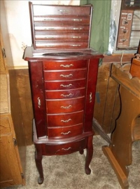 Sale Image for Large Public Auction