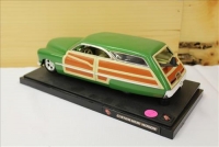 Sale Image for Large Public Auction