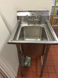 Sale Image for ABSOLUTE ONLINE AUCTION - Surplus Retail Inventory And Kitchen Equipment Online Auction