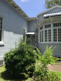 Sale Image for Auction Of The Estate Of Russell V. Puckett