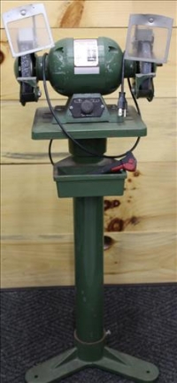 Sale Image for Large Public Auction