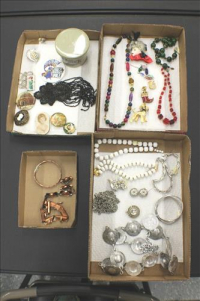 Sale Image for Large Public Auction