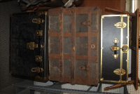 Sale Image for Large Public Auction