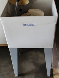 Sale Image for Large Public Auction