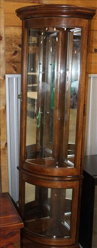 Sale Image for Large Public Auction