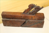 Sale Image for Large Public Auction