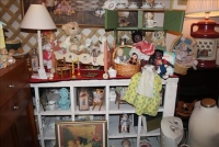 Sale Image for Marilyn's Antiques