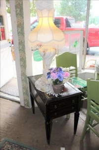 Sale Image for Marilyn's Antiques