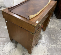 Sale Image for Second September Online 2022