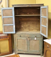 Sale Image for Super Antique Auction Online