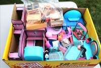 Sale Image for Large Public Auction