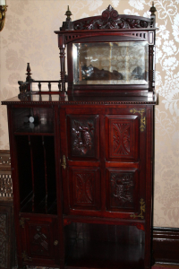 Sale Image for Large Estate Auction