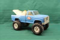 Sale Image for Large Public Auction