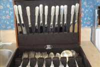 Sale Image for Real Estate & Contents