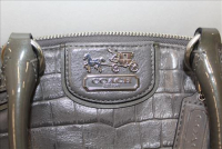 Sale Image for Large Public Auction