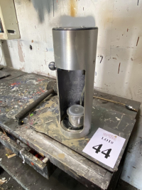 Sale Image for Viva-Liz, Inc. (Automotive Paints And Finishes, Supplies And Vehicles)