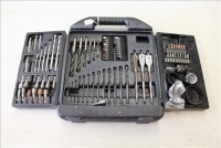 Sale Image for Large Public Auction