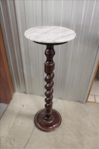 Sale Image for Large Public Auction