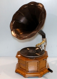 Sale Image for Annual January New Year Antique Auction