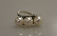 Sale Image for Special Jewelry Auction
