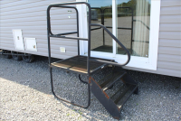 Sale Image for Dennis Trailers Inc. Liquidation Auction