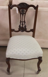 Sale Image for Super Antique Auction Online