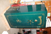 Sale Image for Large Public Auction