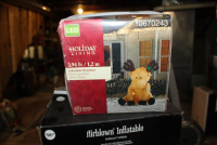 Sale Image for Real Estate &amp; Contents