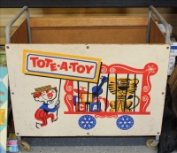 Sale Image for Large Public Auction