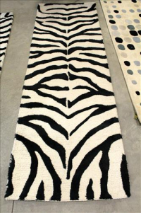 Sale Image for Large Public Auction