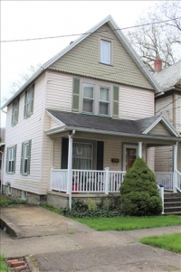 Sale Image for Absolute Real Estate & Contents Auction