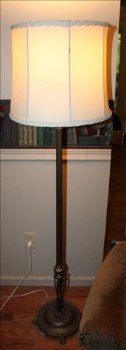 Sale Image for Absolute Real Estate & Contents Auction