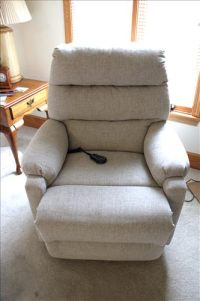 Sale Image for Real Estate &amp; Contents