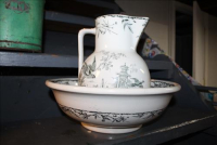 Sale Image for Large Public Auction