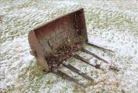 Sale Image for Large Estate Auction