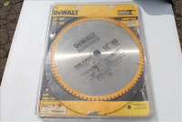 Sale Image for Absolute Real Estate & Contents