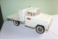 Sale Image for Real Estate &amp; Contents