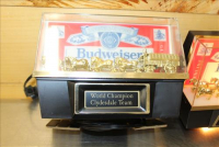 Sale Image for Large Public Auction