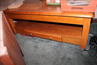 Sale Image for Real Estate &amp; Contents