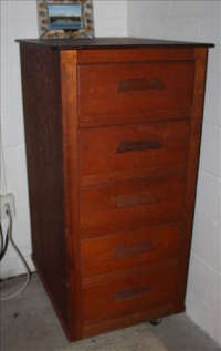 Sale Image for Large Public Auction