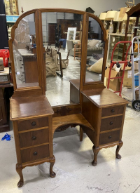 Sale Image for Second November Online 2021