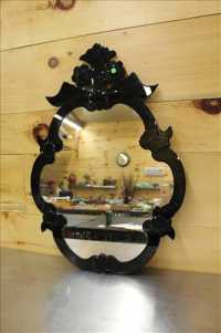 Sale Image for Large Public Auction