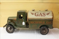 Sale Image for Large Public Auction