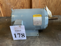 Sale Image for Advance Case Parts, Inc. Inventory