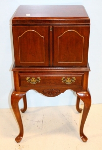 Sale Image for November Antique Auction - Live And Online