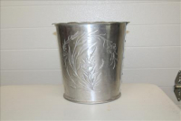 Sale Image for Large Public Auction