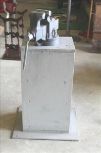 Sale Image for Large Public Auction