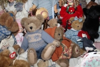 Sale Image for Large Public Auction - Real Estate & Contents