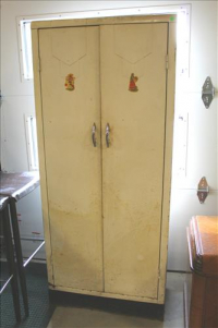 Sale Image for Large Public Auction